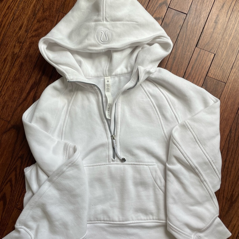 NWOT Lululemon White Crop Half Zip Hoodie
